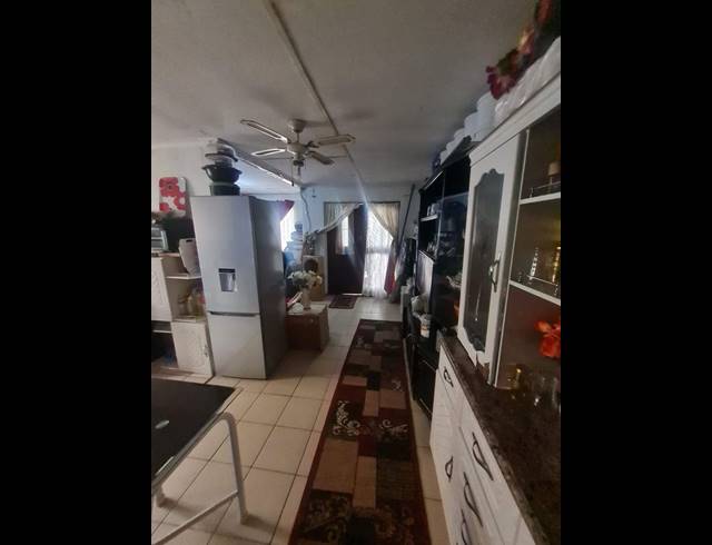 2 BEDROOM HOUSE SOLD IN ROCKLANDS